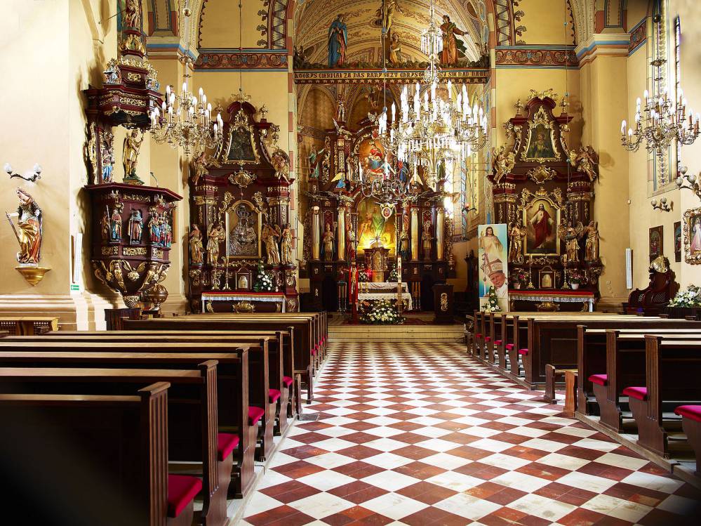 Kości&oacute;ł w Krzepicach